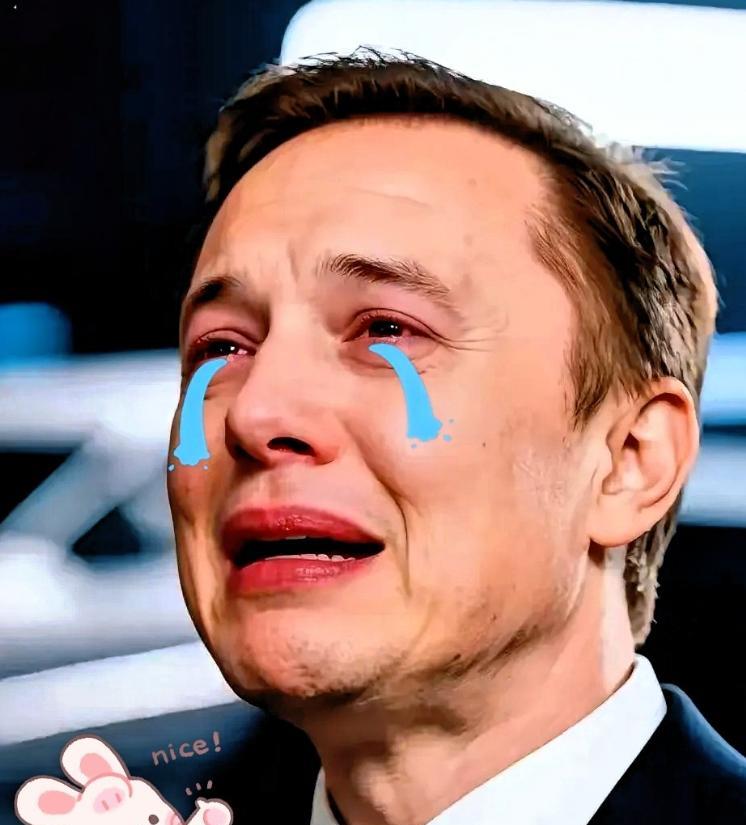 快讯！快讯！马克斯正式宣布了10月4日，马斯克在网上晒出了特斯拉机器人Opt