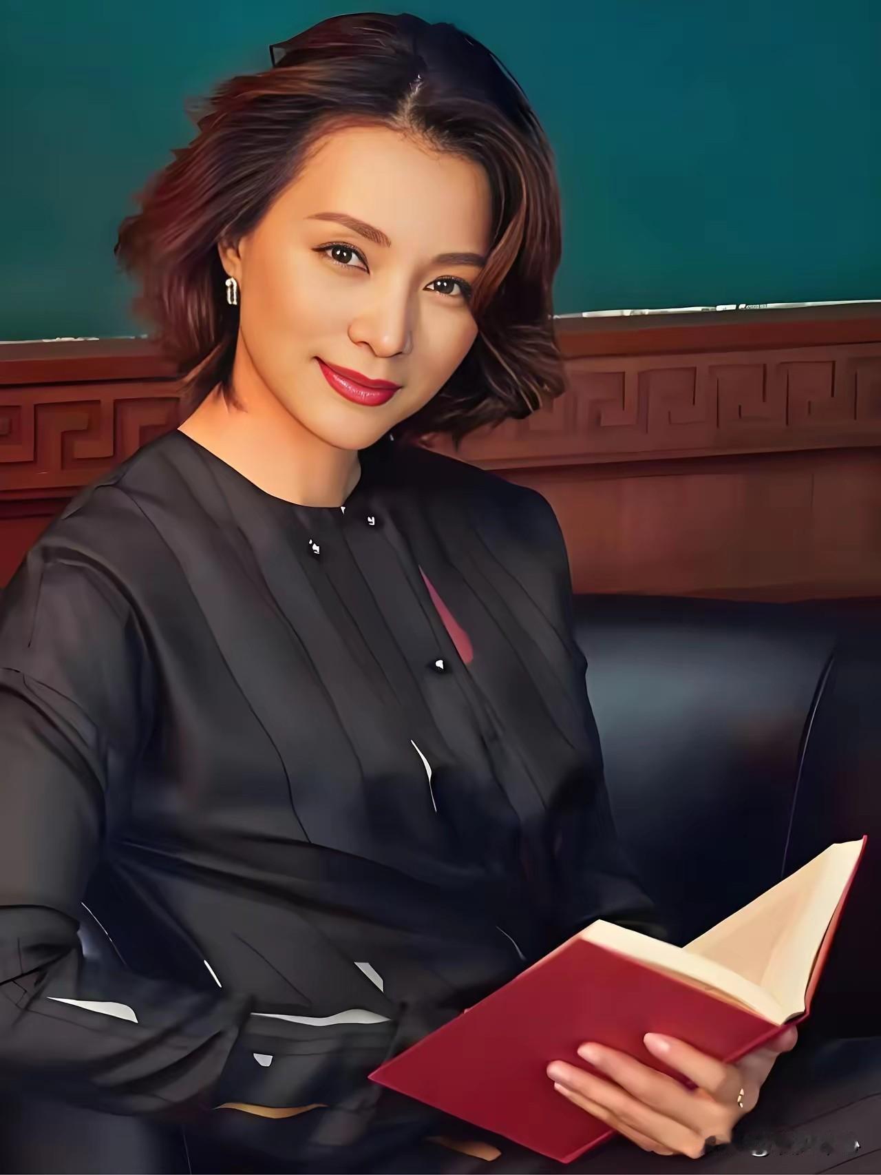 密春雷这事儿，说白了就两样东西。一样，是他发家后，亲手甩掉的原配。另一样，