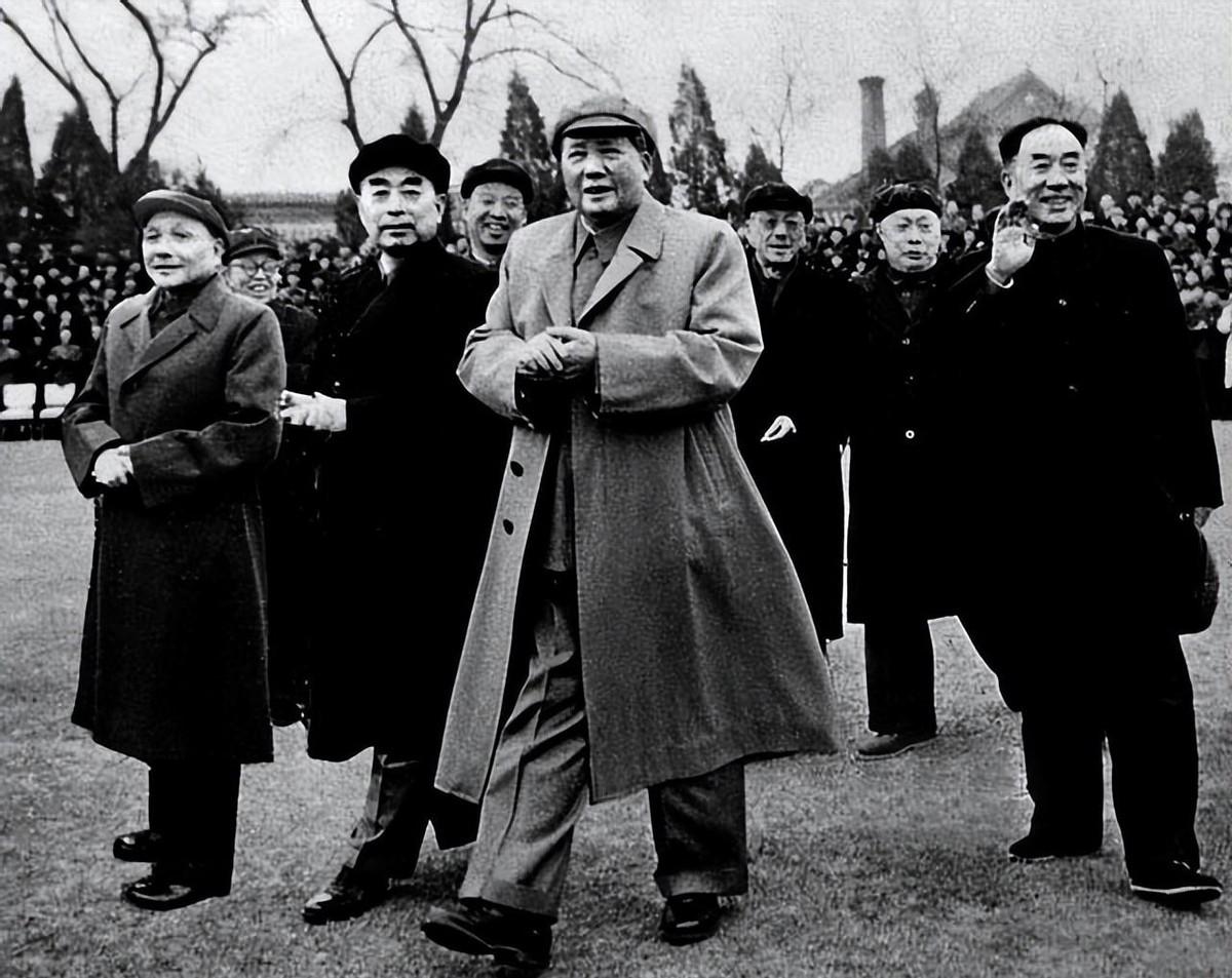 “臭老九”不是毛主席喊的，相反，毛主席说：老九不能走“听说您总把知识分子往火