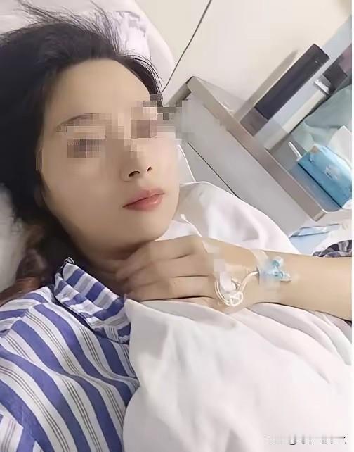 麦小登忍无可忍，无需再忍。盖好的房子。全部拆掉，直接按三层的架构来做，对标邻居