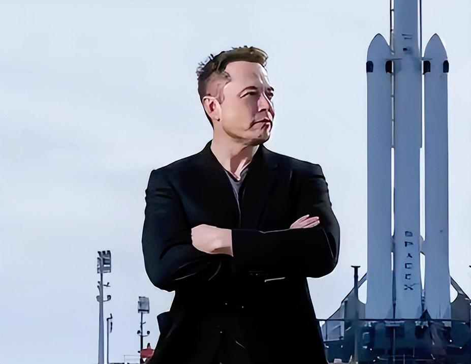 最近全球财富圈出了个大新闻，马斯克的身家飙到了7490亿美元，差不多折合5.28