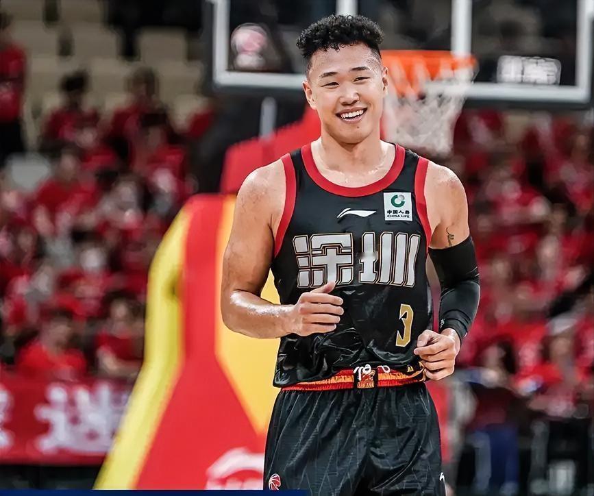 不出意外的话！！！本赛季常规赛MVP应该是在这两位当中产生！！！广厦胡金