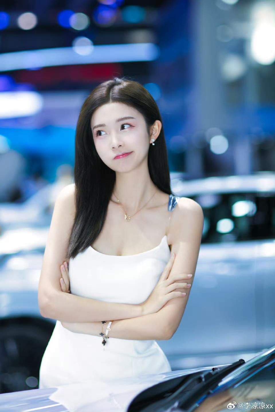 车模李凉凉