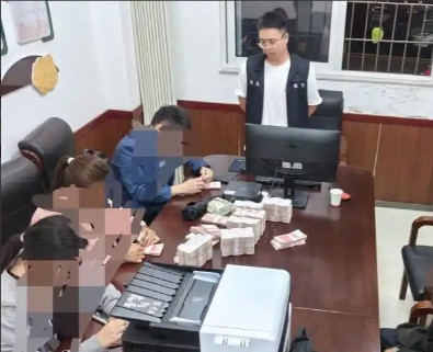 真是三个白眼狼！重庆，三兄妹竟然把含辛茹苦抚养他们长大的残疾爷爷，一纸诉状告上了