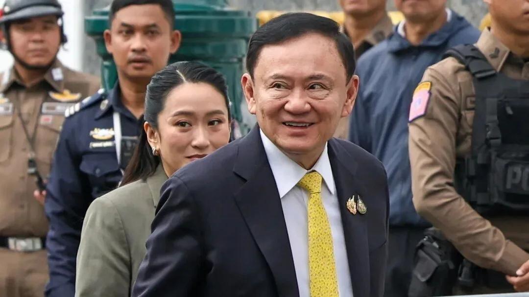他信已获自由身！2026年6月2日，泰国国王玛哈·哇集拉隆功在这一天颁布了