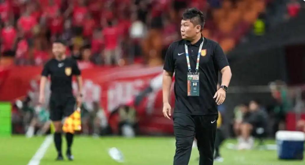 重庆主帅赛后“炸雷”表态：如果球队因我停止进步，我愿意让出帅位！⚽🔥中超赛