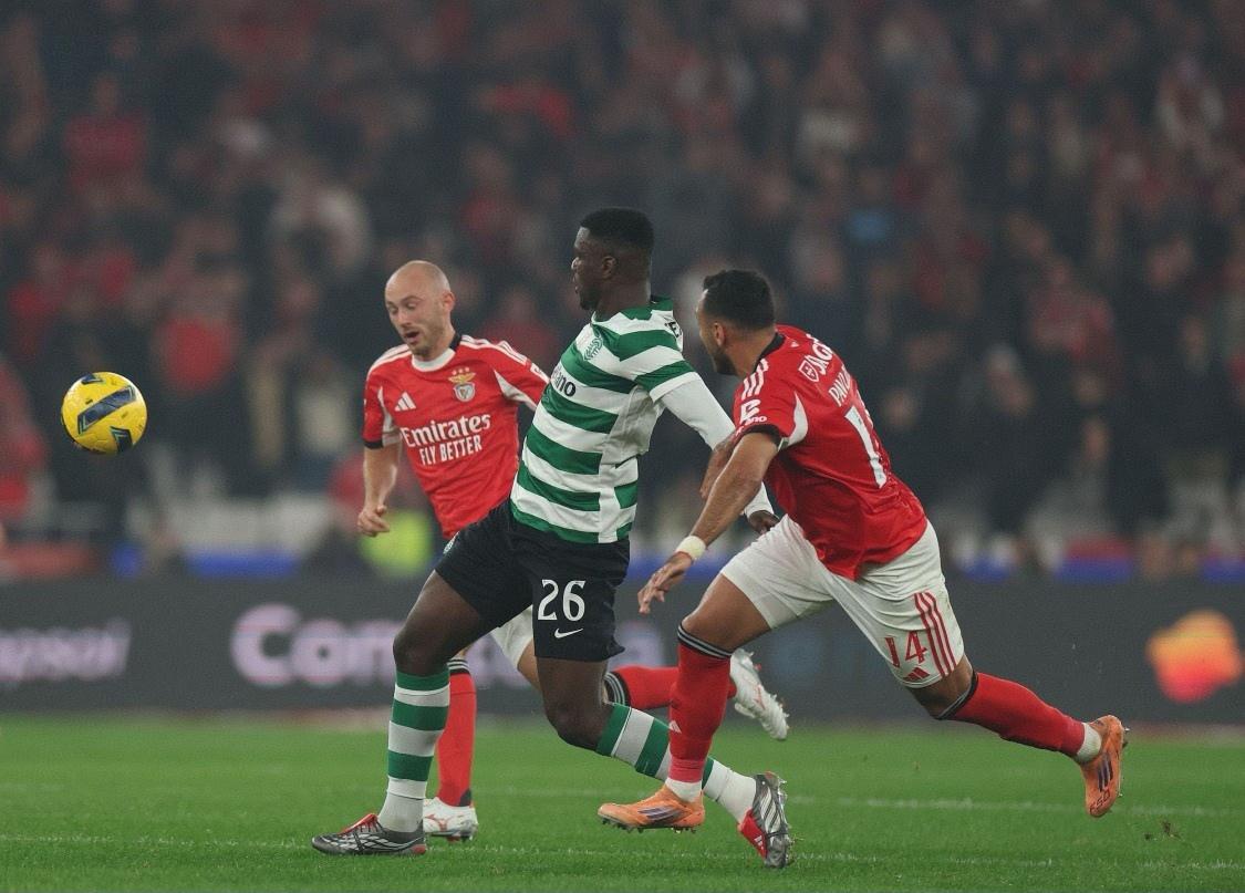 穆里尼奥现在也很无奈，球队后防轮流犯错，球队想赢球太难了！一场葡超的焦点战，本菲