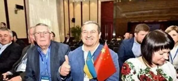 大批乌克兰专家来华援建,如今处境怎样?报酬丰厚足够颐养天年。上个世纪九十年代,大
