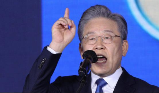 日本人和韩国人，为什么最近越来越恨我们？很多人都以为，是历史问题，是领土争端。错