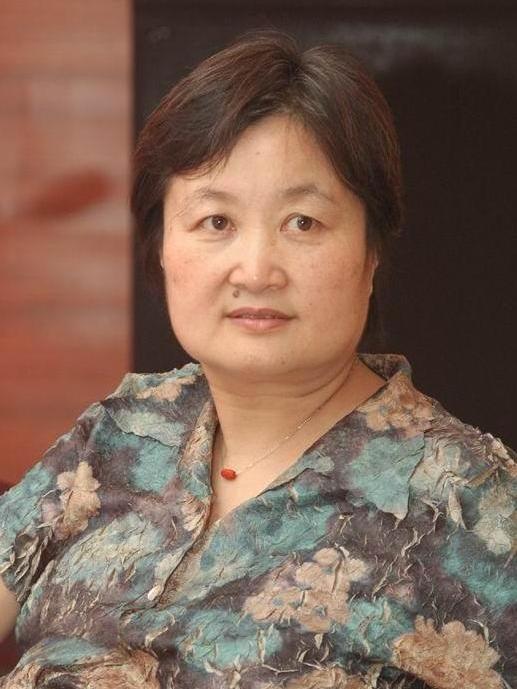 陈知进，女，中共党员，陈赓与傅涯之女。1950年出生于云南昆明。1968年入伍。