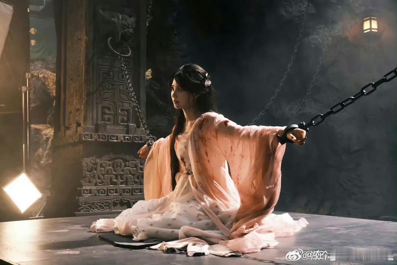 入青云19集封神《入青云》19集封神！《入青云》鞭子落在明意身痛在我心，再虐下去