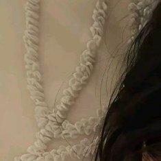 去经历，去做你想做的，去选你爱的，而不是别人眼里正确的。你的一辈子应该为自己而活