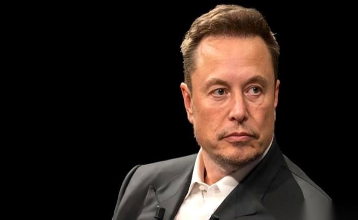 马斯克那句话，真特么绝了。他说你现在玩命攒钱，就跟原始人攒了一山洞的贝壳没区别