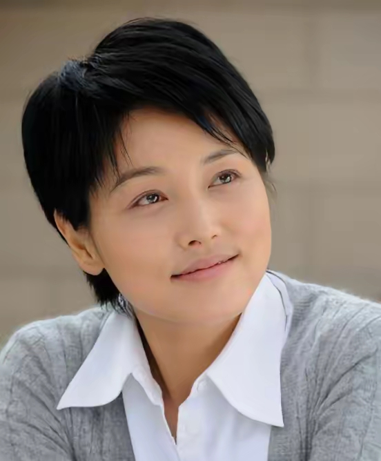 2005年，张延发现自己怀孕。她给老公张锦程打电话报喜，但张锦程却态度冷淡：“我知道了，就这样吧。”