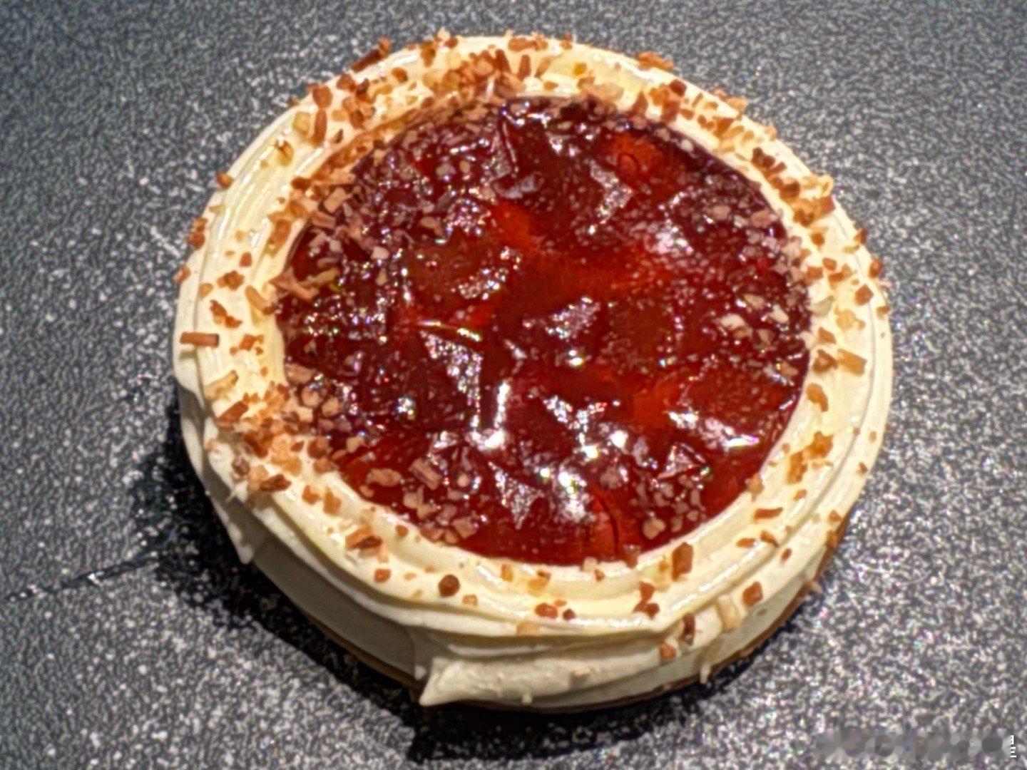 韩国汉城米其林一星天地门（7thDoor）。这是一家还不错的餐厅，说菜：首先是