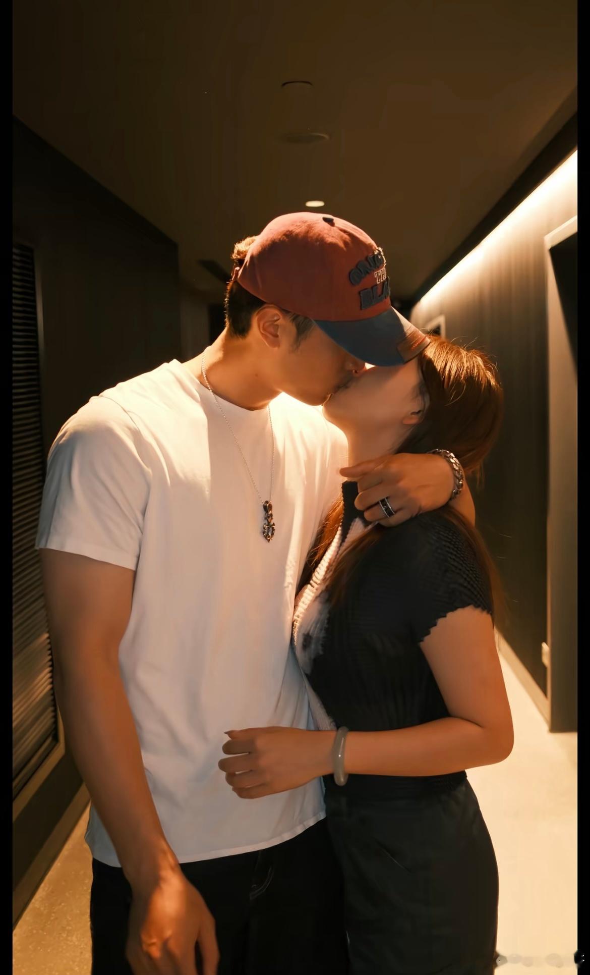 约定好要一起吃很多很多顿饭