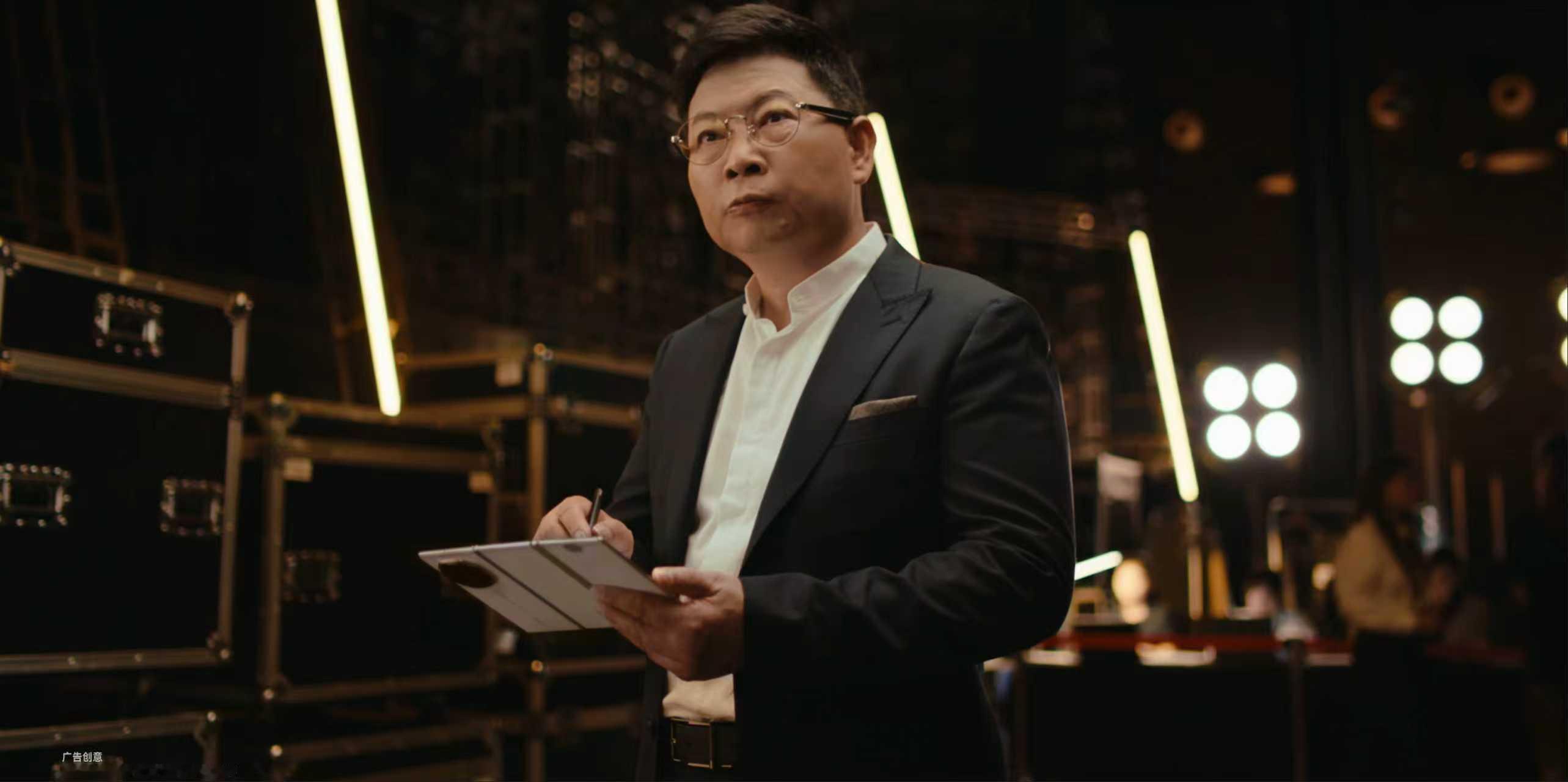 华为三折叠新机MateXTs定档9月4日发布，这是要和苹果17