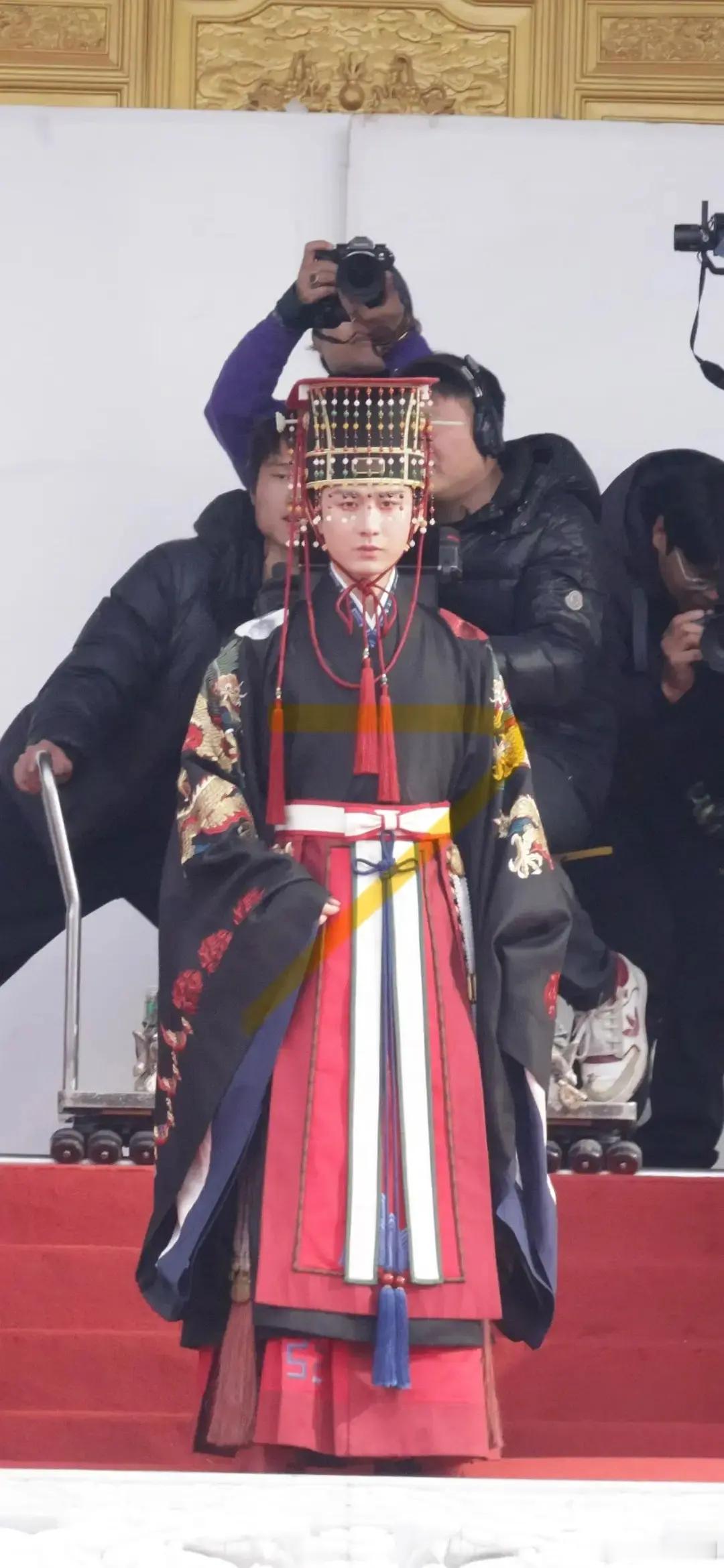 我前夫怎么变成国字脸了😭