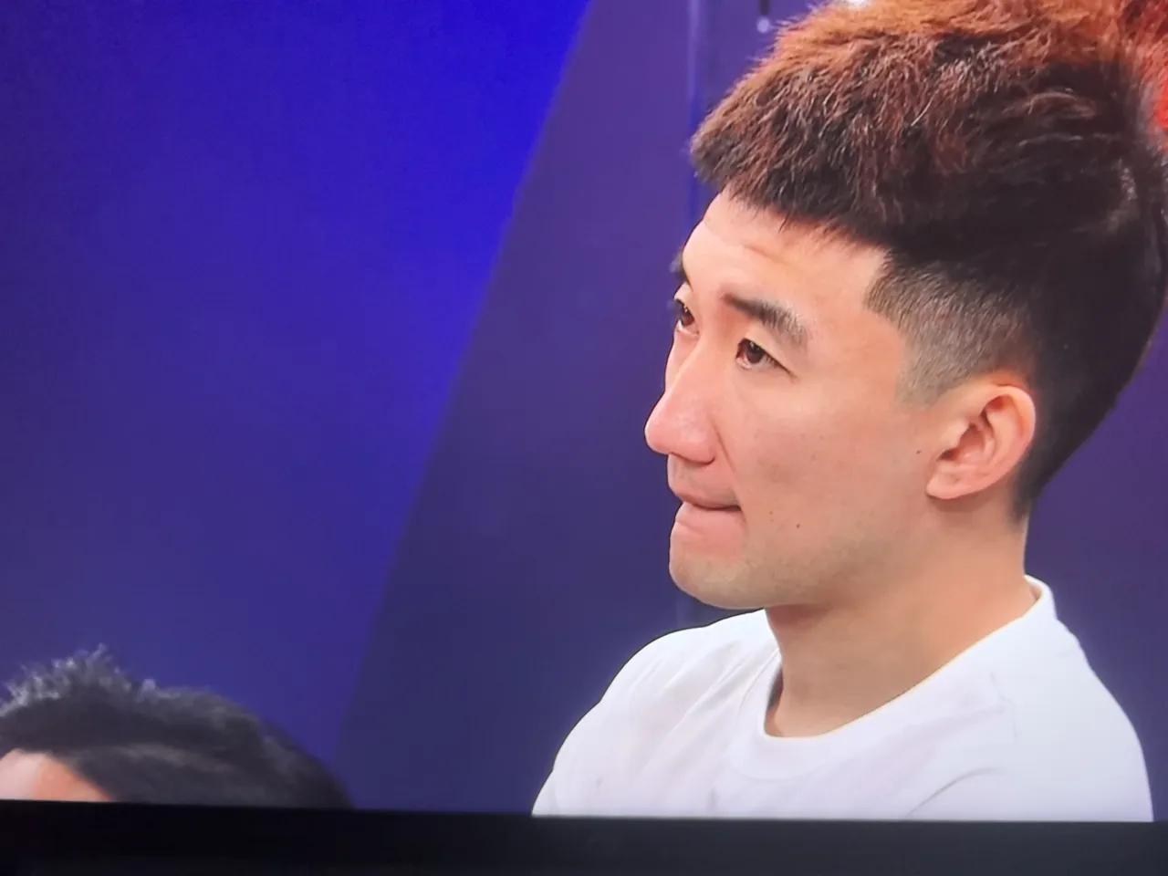 广厦只是输了这个赛季，没有输掉未来！作为卫冕冠军没能卫冕，是广厦队的一大遗憾，