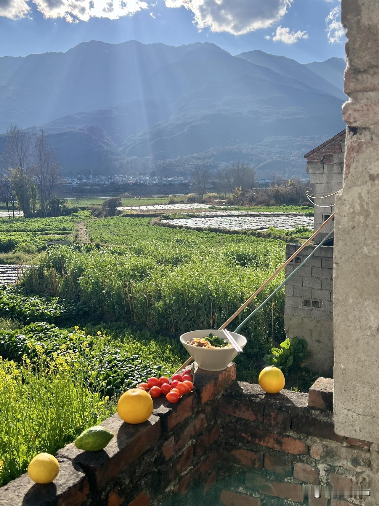 醍醐灌顶的一段话：“很多人可能不知道，家里天天有人给你做饭吃，是件多么难得和值