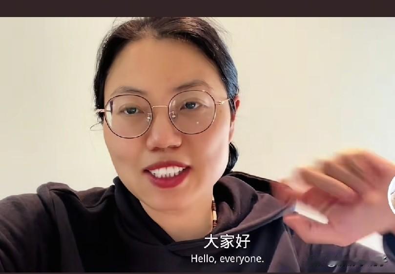 夏天妈妈冲美国，她早就宣布不需要为经济发愁，有人养了！老公人很好，追求了很久，