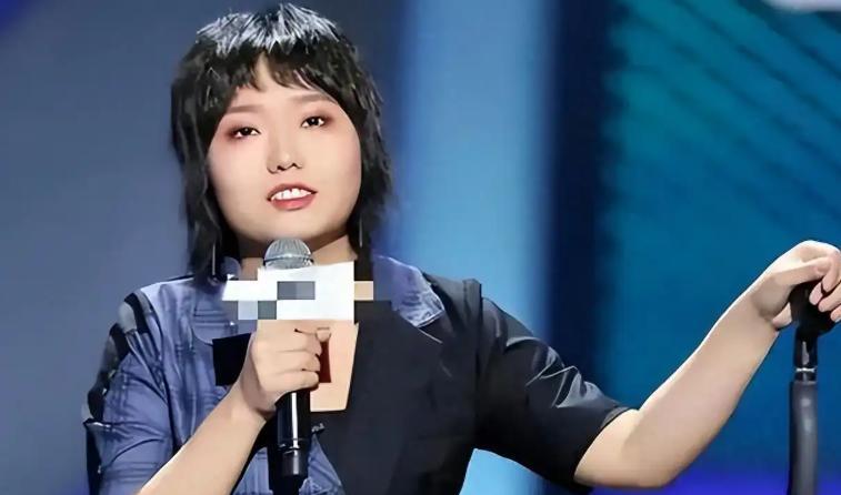 2025年6月17日，李雪琴被人告了！第一时间，网友们还以为她是被冤枉的，结果越