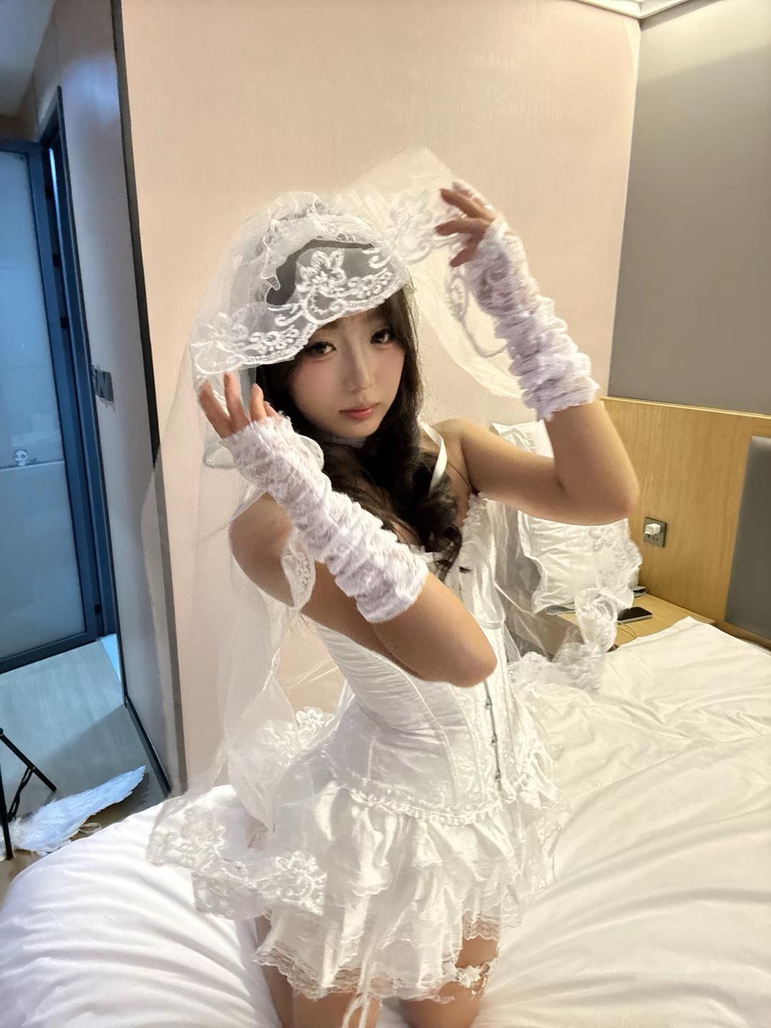 夫人妻穿搭气质穿搭怎么穿才恰到好处?丝袜搭配推荐分享