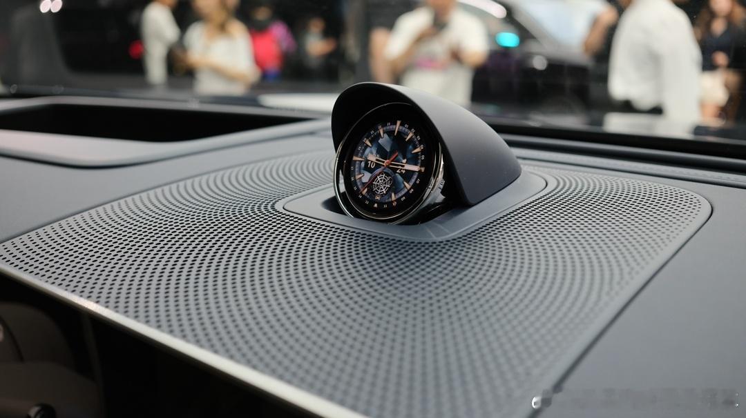 【全方位革新，实拍全新问界M9及Ultimate领世加长版】4月22日华为春季发