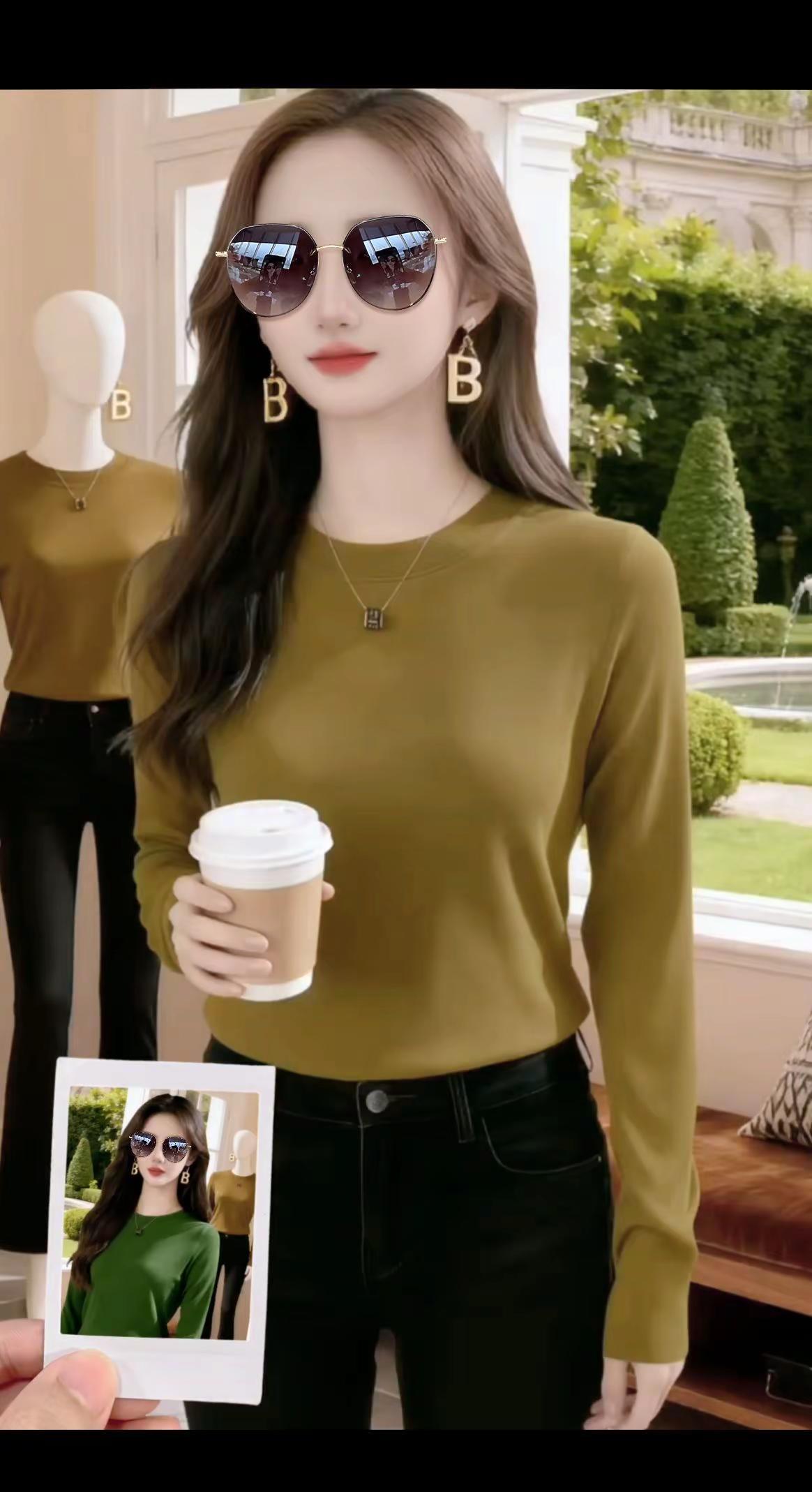 这衣服不靠滤镜，靠的是颜色自己会发光。深墨绿，不是你衣柜里那件压箱底的旧毛衣。