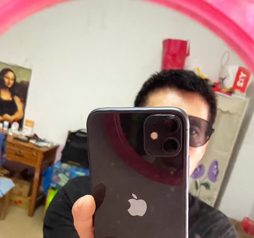 苹果的升级真是有点猝不及防。今天用我的苹果11开着音乐录视频，音乐没有像以前一样