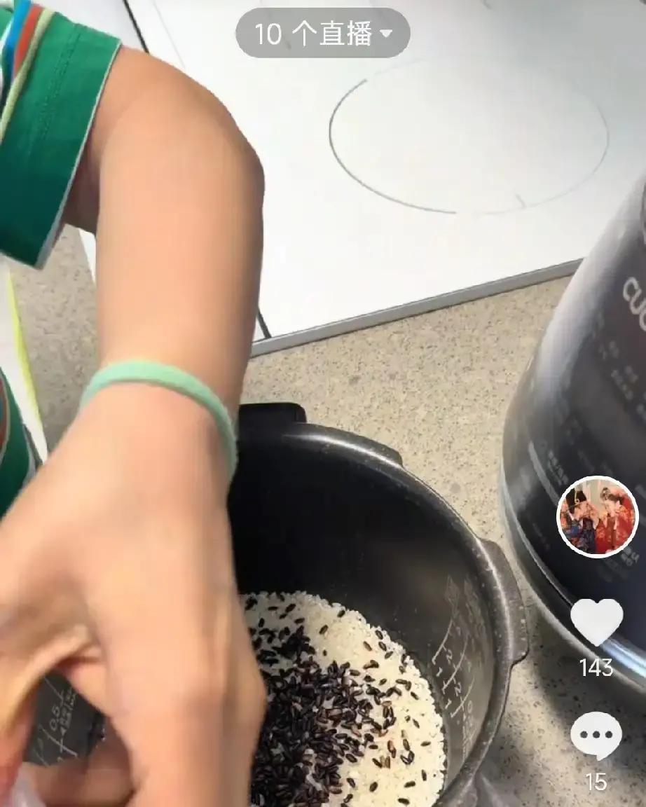 遇到公公出轨要离婚，婆婆这个操作让全家都慌了前阵子听闺蜜大敏说她家的糟心事，