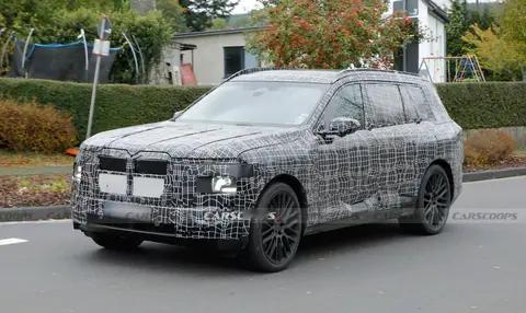 日前，外媒曝光了一组全新宝马X7的最新谍照，用了宝马最新的设计语言，并计划在20