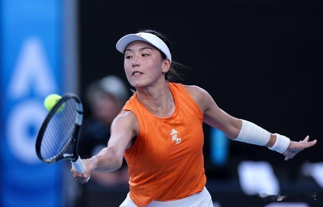 中国一姐赢了，七姐也赢了北京时间6月22日wTA500巴特洪堡站女单第一轮，中
