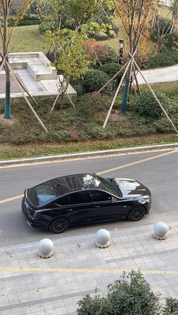来自CT5绝对真实的反馈短话长说，动力这一块，也没感觉到什么动力，开起来很笨