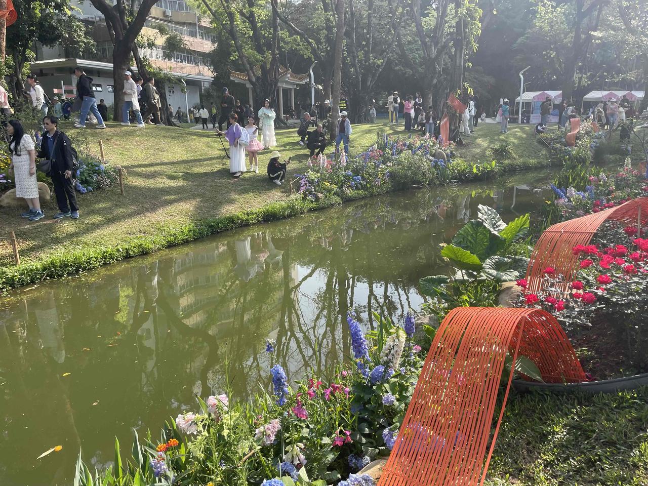 在鼓励第三胎的时候，计划生育还是基本国策吗？当然是了，所谓基本国策，就是不论何时