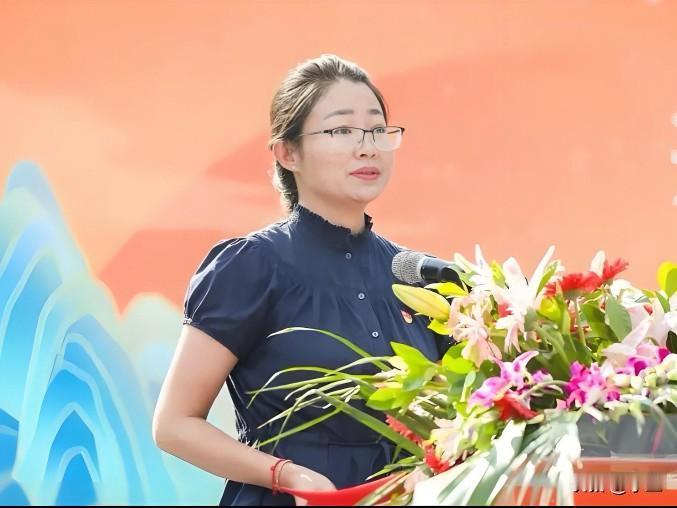 今天西藏琼结县的秦梅鸯宗上了热搜，她在山南琼结县工作多年当过不少重要岗位工