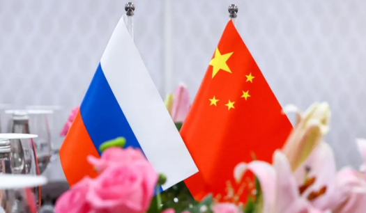 俄副总理亲口证实，中俄正在谈判，普京该明白：亲兄弟还得明算账。5月19日，俄罗斯