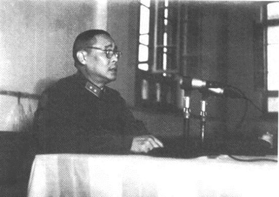 他从政委改为院长，有点不解！有人说不合适，总政部才重新安排“1963年初春的操