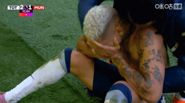 曼联VS热刺，绝杀和反绝杀的剧情让比赛刺激值拉满：第32分钟，阿玛德传球，姆伯