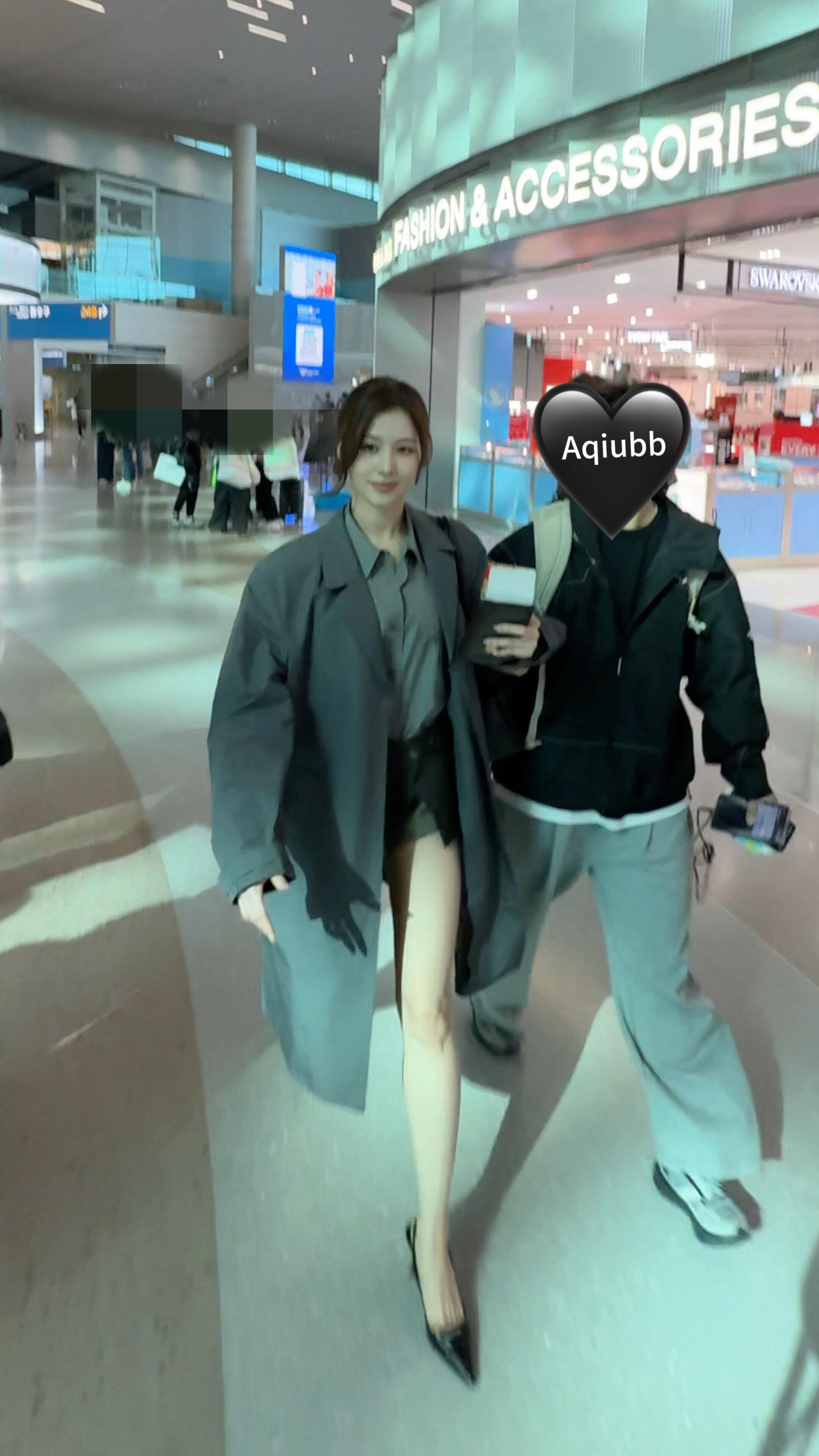 现实中看到Sana是什么感觉房产证想写她名字的冲动….