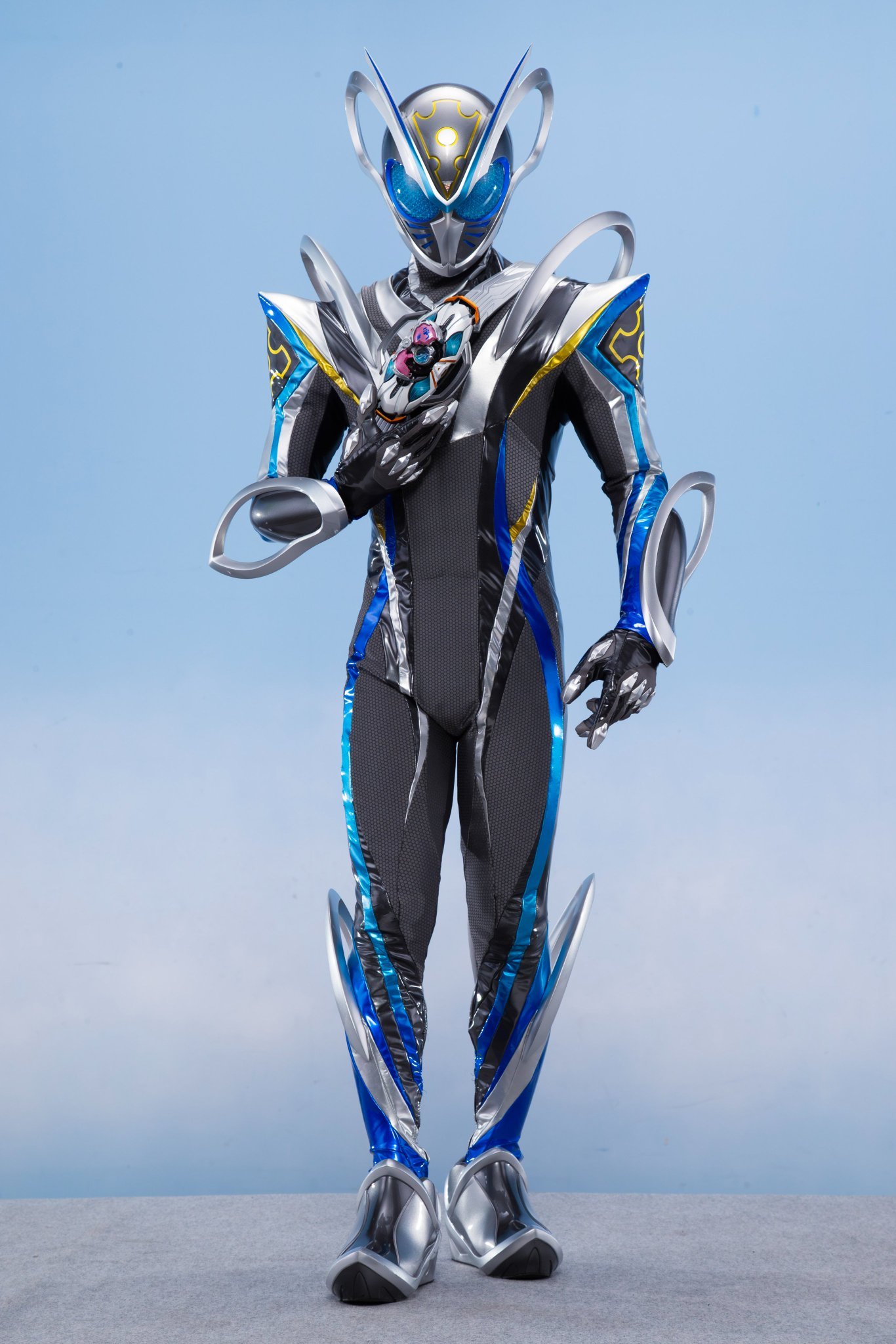 《假面骑士》新作《假面骑士麦斯》形象公开假面骑士麦斯假面骑士猫王假面骑士利多