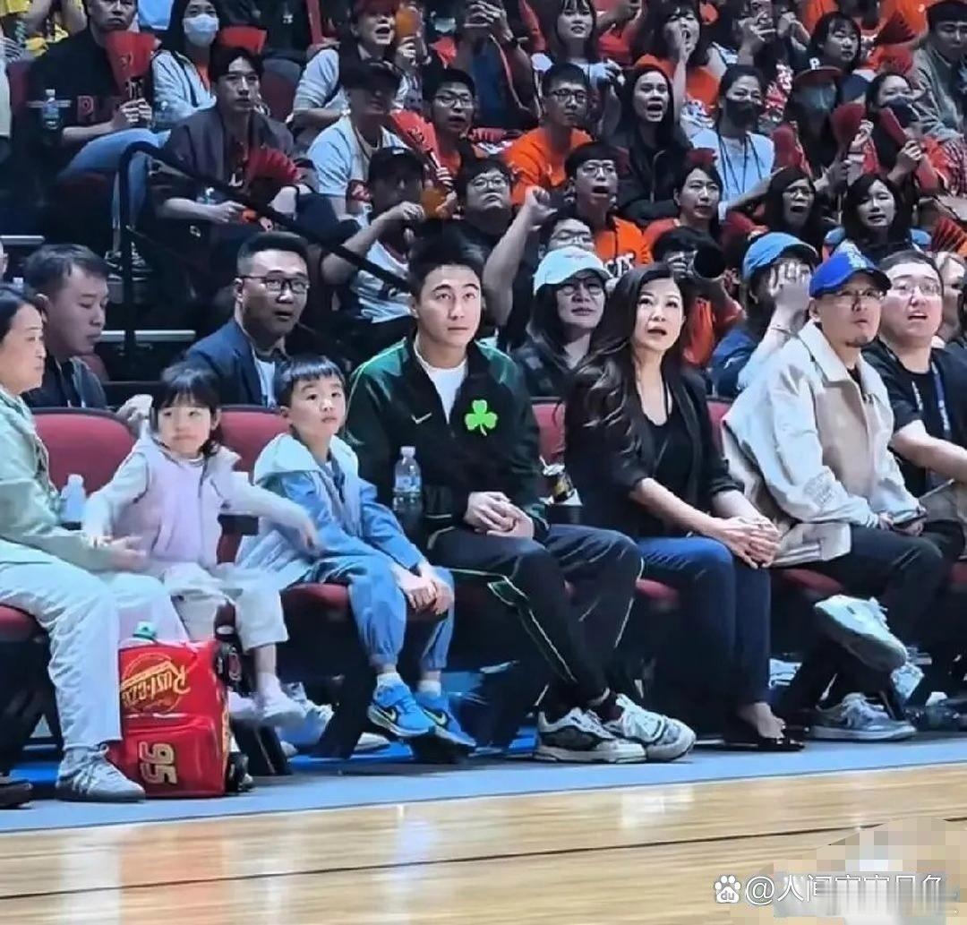 何猷君儿子何广燊6岁一米二，这是遗传了奚梦瑶的基因啊​