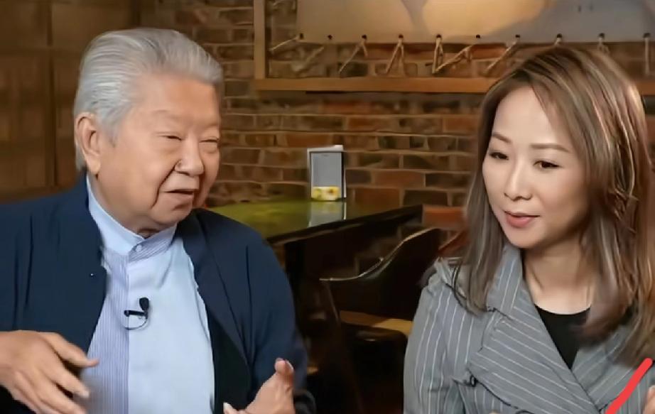 蔡澜说：“什么是低端家庭？你去他们家吃一顿饭就知道了。所谓的低端家庭并不是生活困