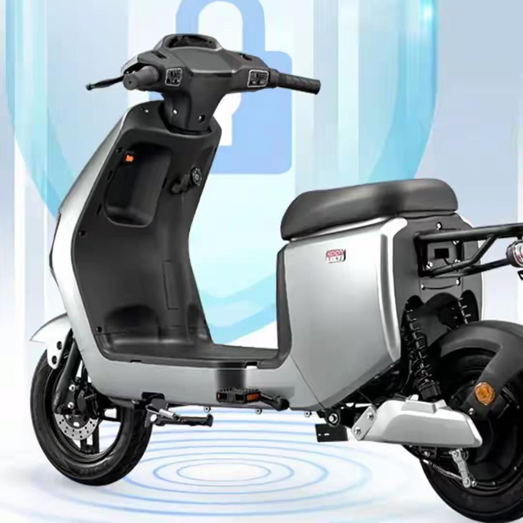 新国标实施后，很多人发现电动自行车价格涨了不少，昔日两千多的车如今要4000元左