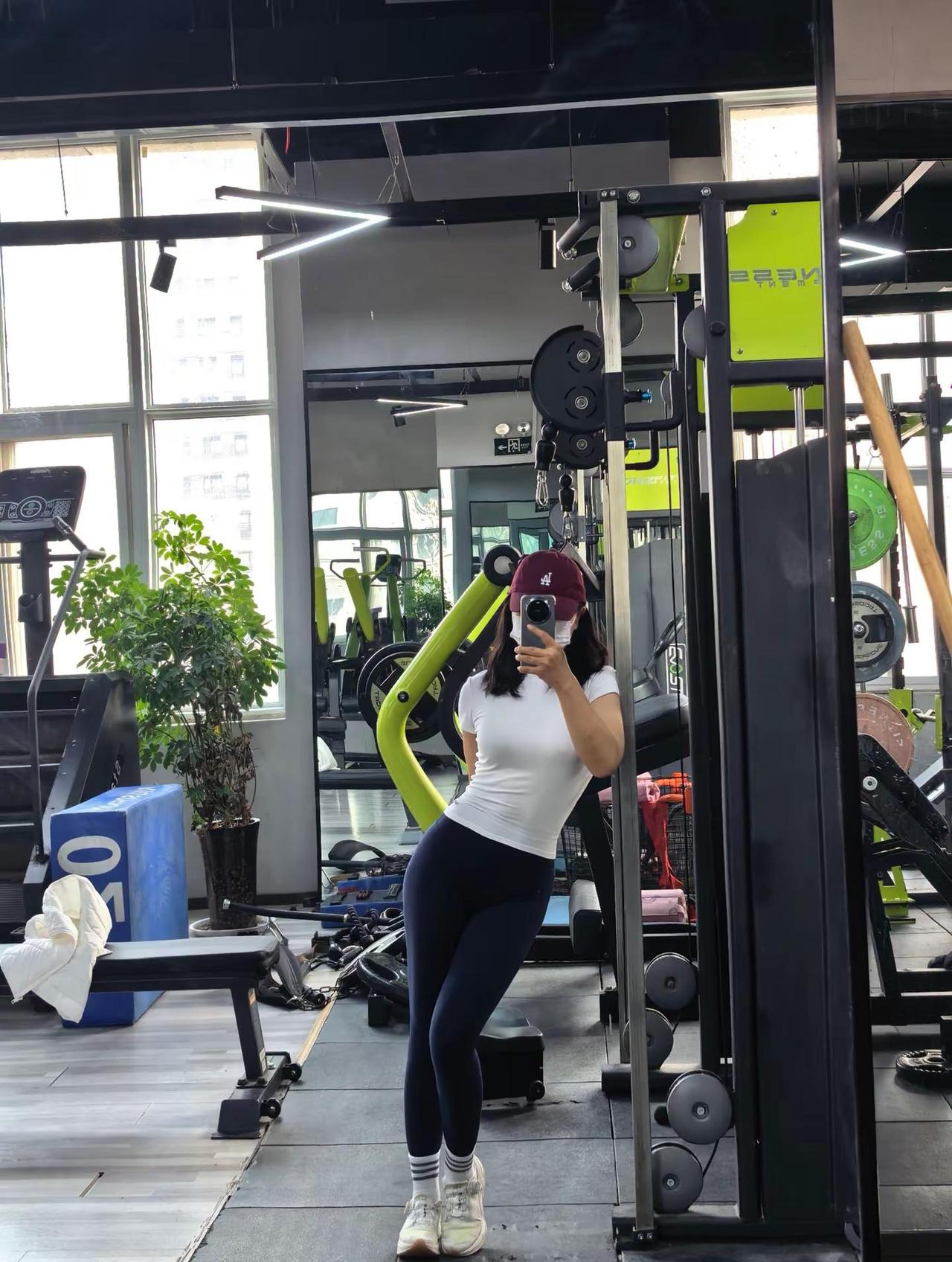 物质要低配认知要高配心态要顶配不装的人活的会轻松…健身