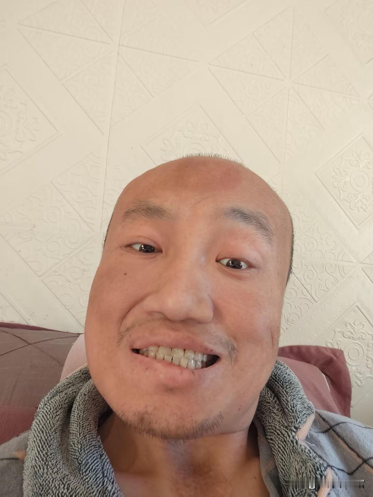 人到中年如果没有编制，自己的身体将会成为最大的生活风险。人吃五谷杂粮难免不会