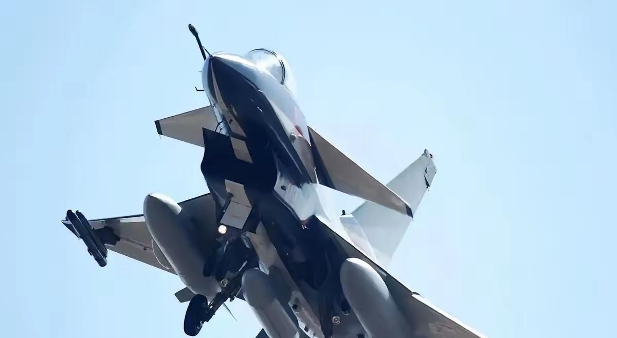 快讯！快讯！印尼总统普拉博沃宣布了：印尼将停止对韩国KF-21联合研发项目的追