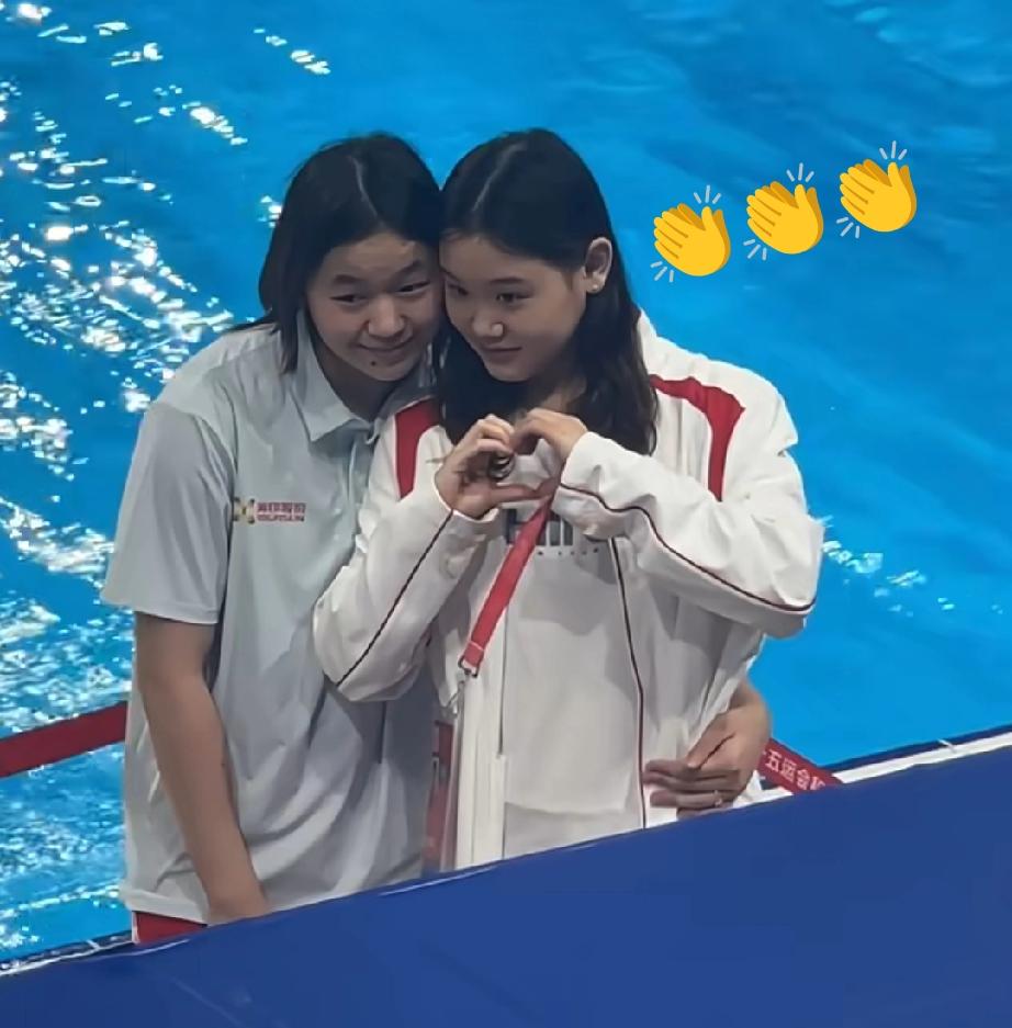 全红婵与张家齐全运会一起拍照留念！最好的两小只一下子长大了！这次全运会全红婵