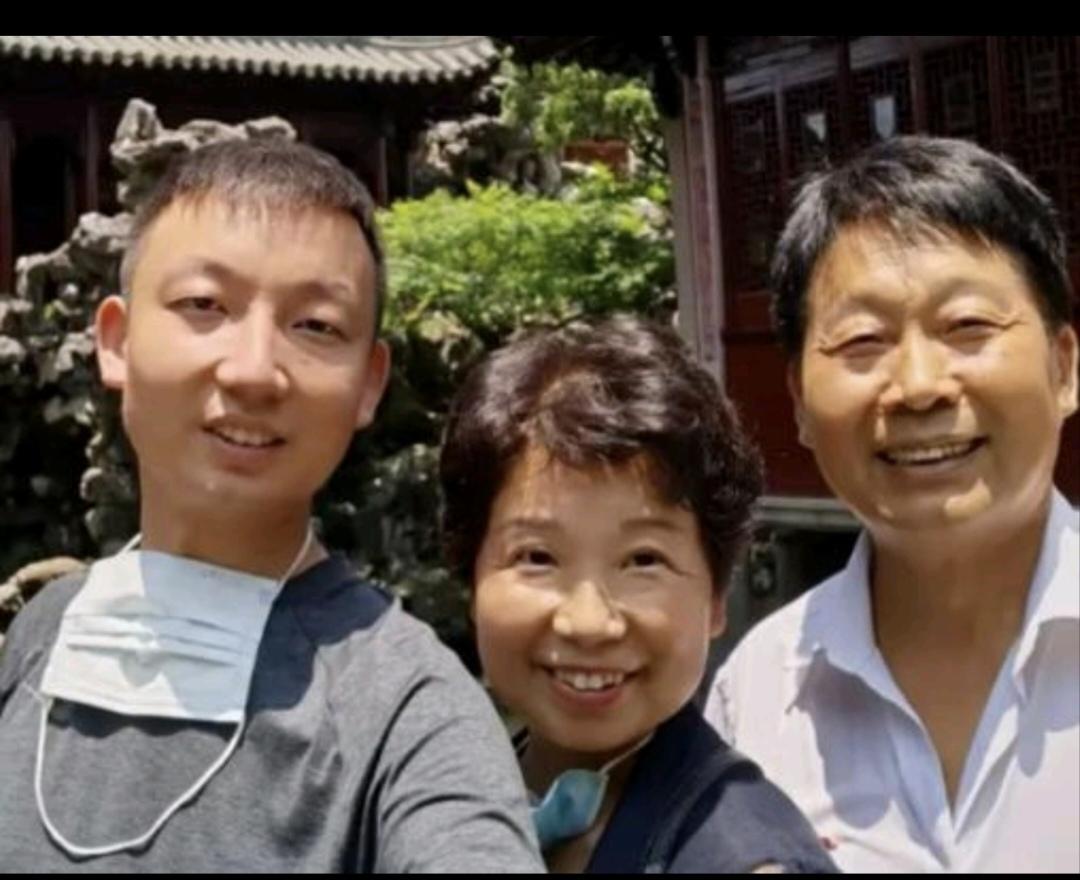 错换人生28年这件事，又传来令人唏嘘的消息。姚策的生父郭希宽，9月16日离世，终