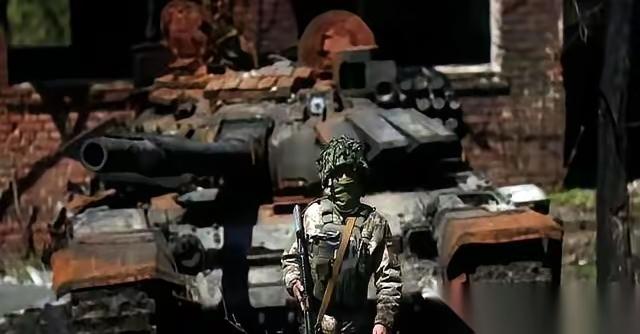 刚刷到一个消息,后背有点发凉。俄罗斯那个情报头子,直接撂了句狠话:北约31国,